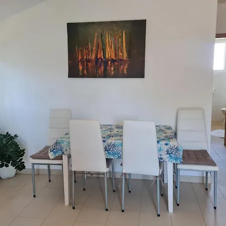 Apartment Pezic *