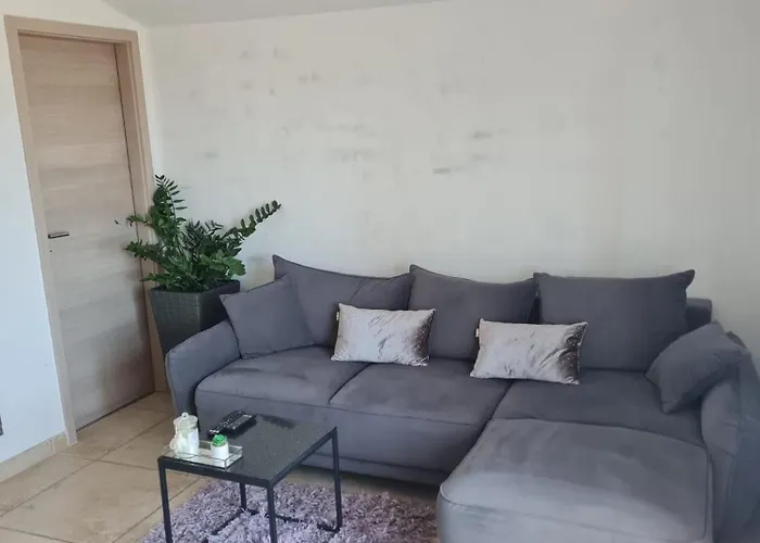 Pezic Apartman *
