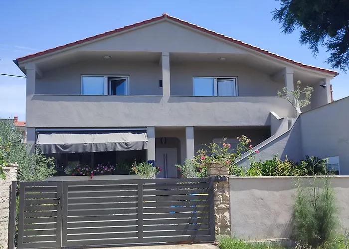 Pezic Apartman Póla