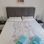 Pezic * Póla